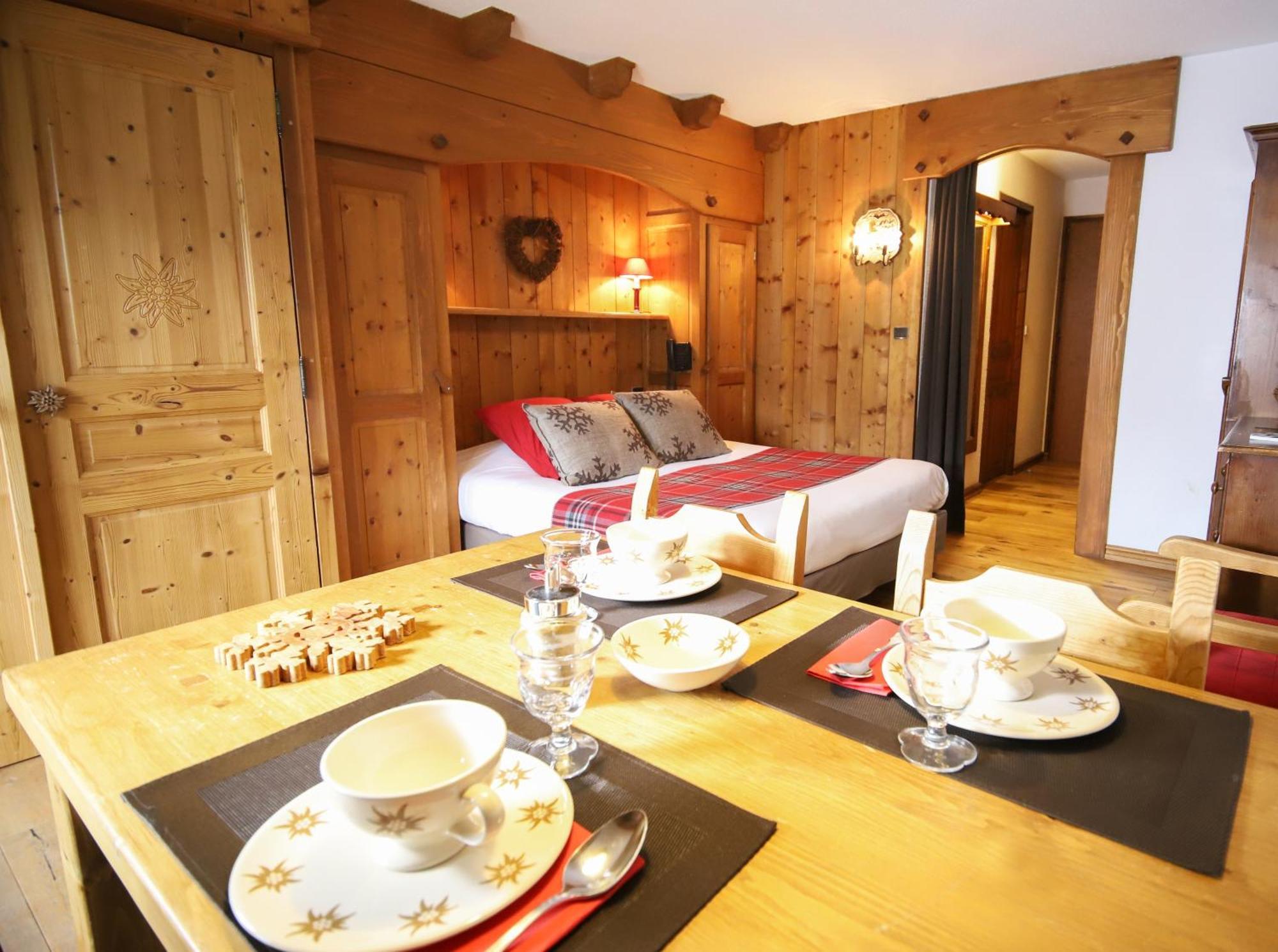 Residence Hoteliere La Renardiere ซาโมอ็องส์ ภายนอก รูปภาพ